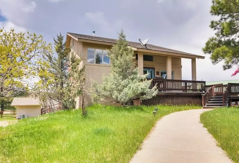 Deck & Fire Pit: Pagosa Springs Home!