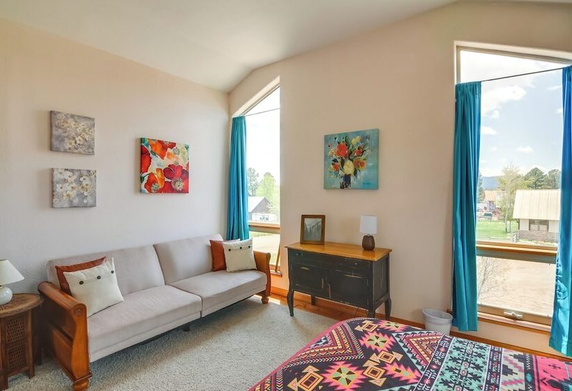 Deck & Fire Pit: Pagosa Springs Home!