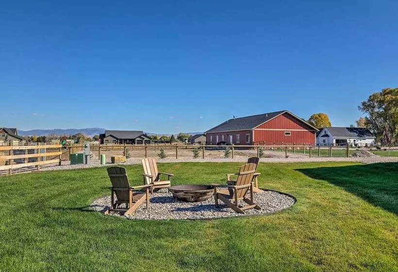 Tranquil Silverwood Estates < 1 Mile To River!