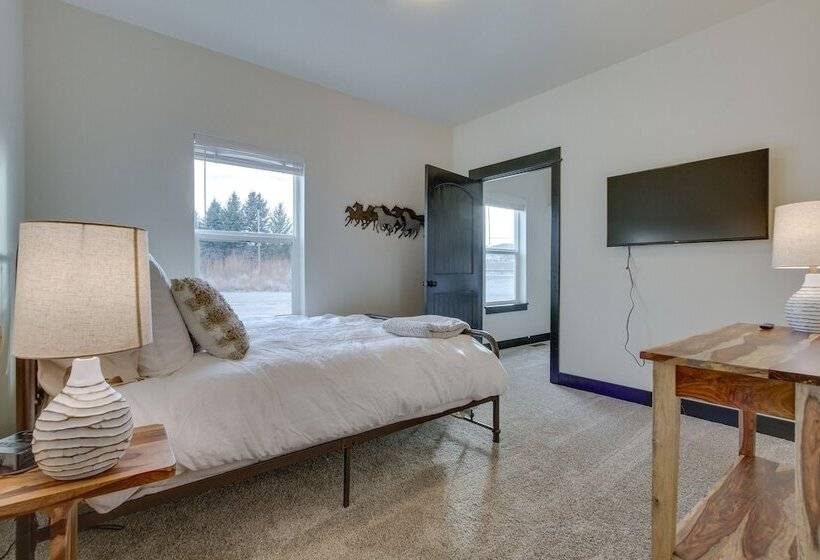 Tranquil Silverwood Estates < 1 Mile To River!