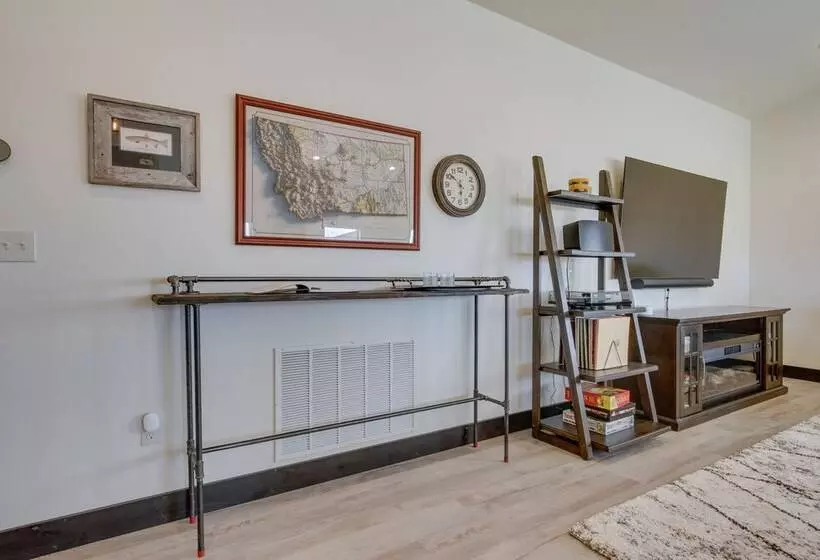 Tranquil Silverwood Estates < 1 Mile To River!