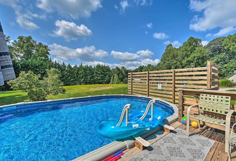 Unique, All Encompassing Family Farmstead!