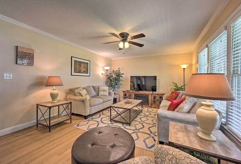 Unique, All Encompassing Family Farmstead!