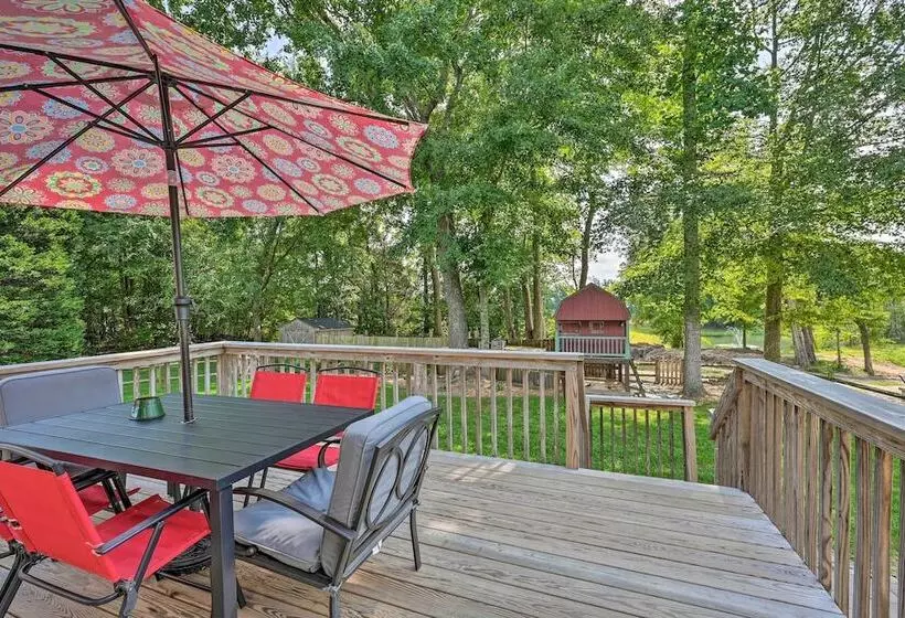 Unique, All Encompassing Family Farmstead!