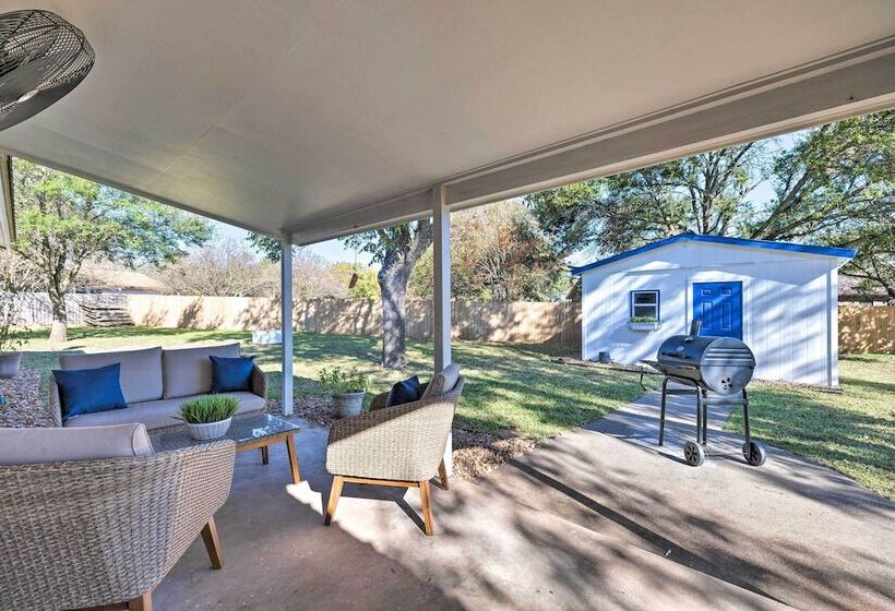 Updated Blue Door Haus ~ 1 Mi To Main St!