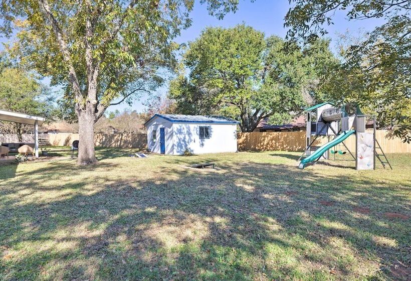 Updated Blue Door Haus ~ 1 Mi To Main St!