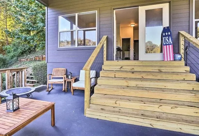 Waterfront Lake Martin Home W/ Private Dock & View