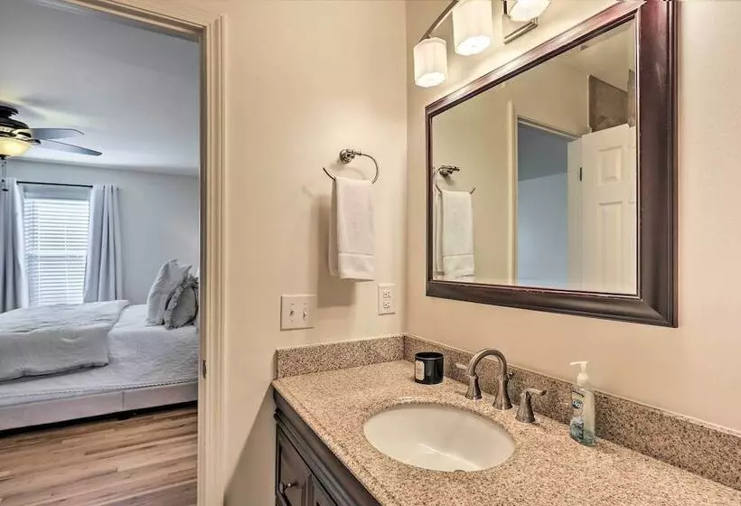 Waterfront Lake Martin Home W/ Private Dock & View