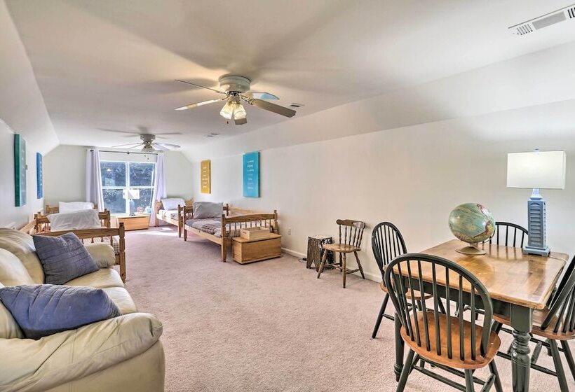 Waterfront Lake Martin Home W/ Private Dock & View