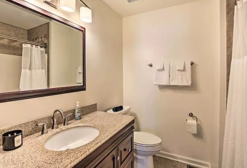 Waterfront Lake Martin Home W/ Private Dock & View