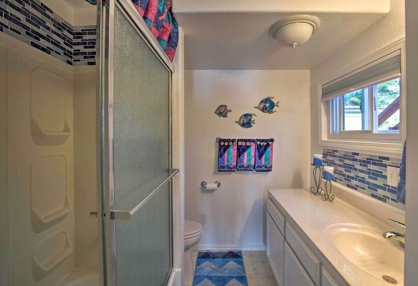 Waterfront North Bend Home: 9 Miles Into Town