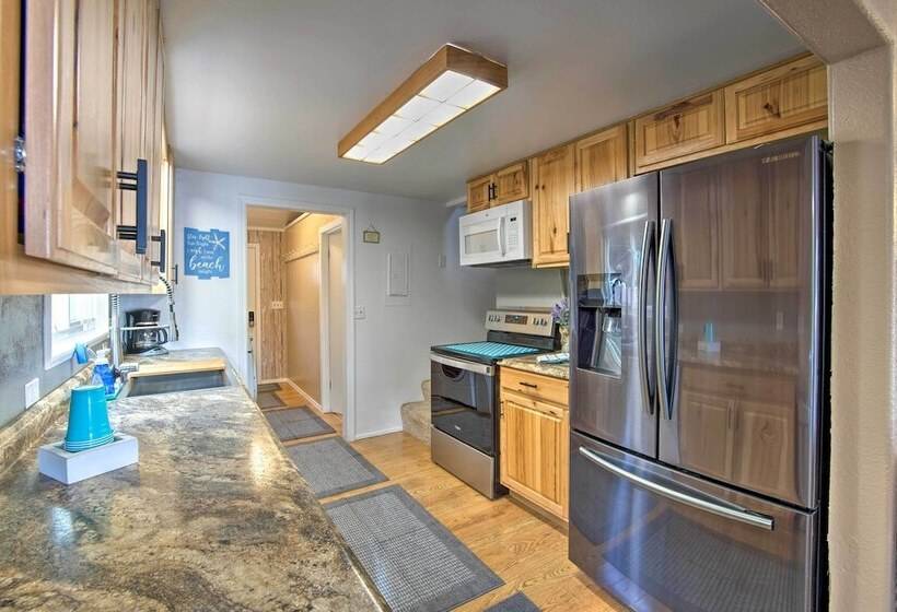 Waterfront North Bend Home: 9 Miles Into Town