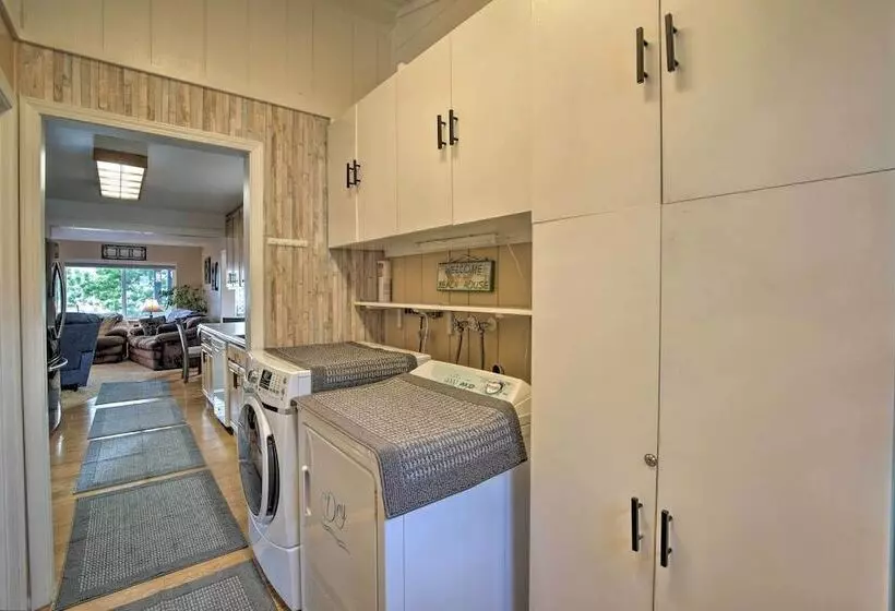 Waterfront North Bend Home: 9 Miles Into Town