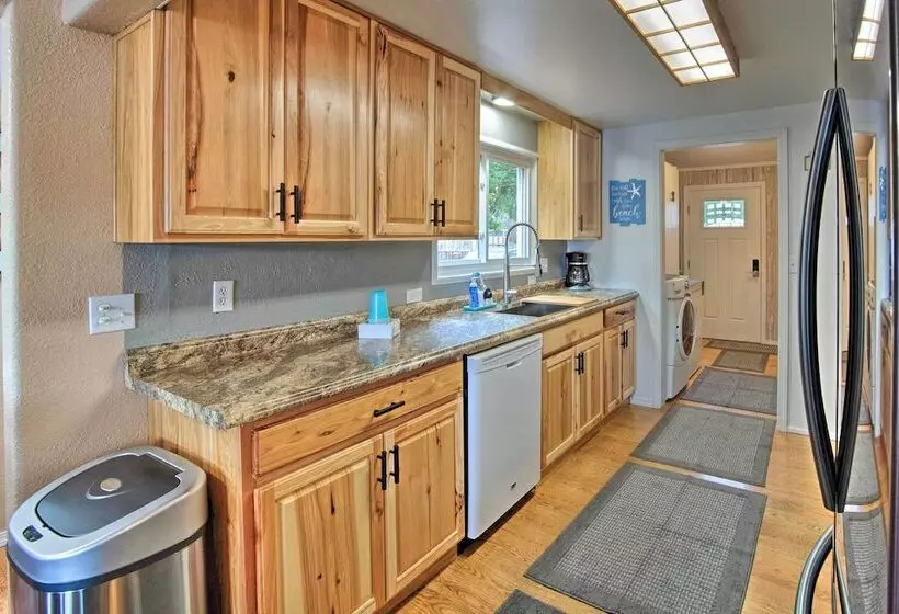 Waterfront North Bend Home: 9 Miles Into Town