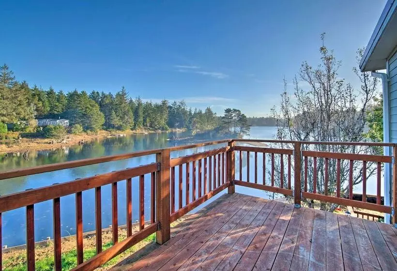 Waterfront North Bend Home: 9 Miles Into Town
