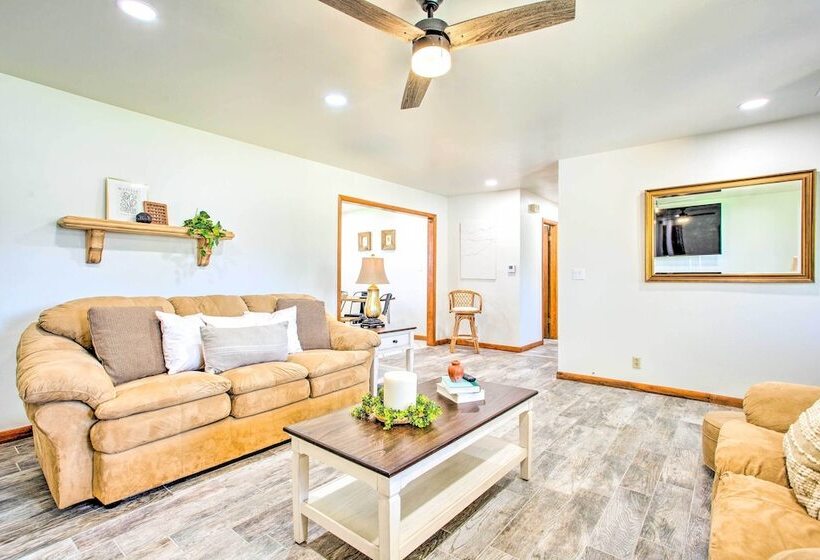 Woodward Home Near Crystal Beach Water Park!