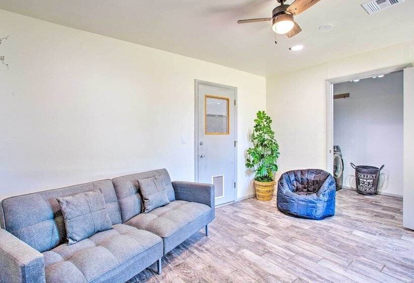 Woodward Home Near Crystal Beach Water Park!