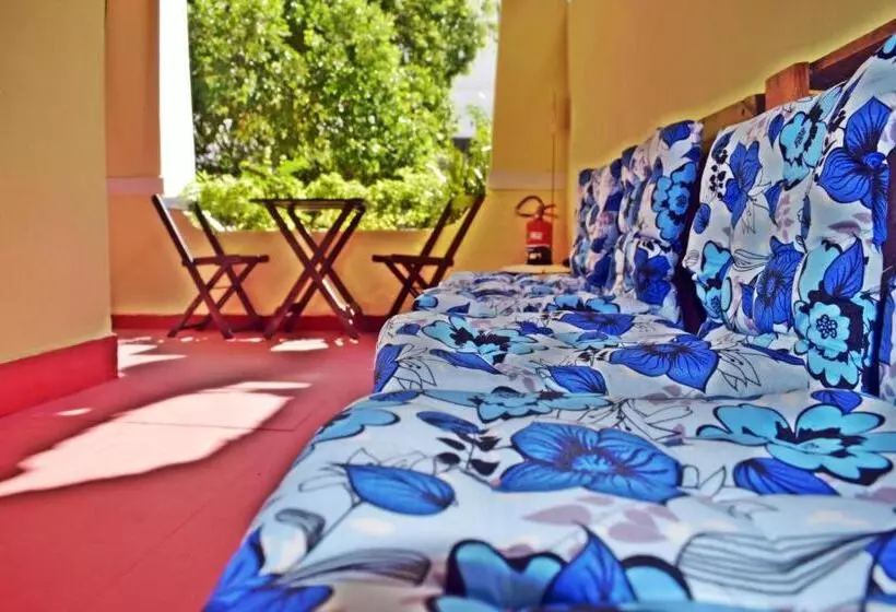 Brasileranza Hostel