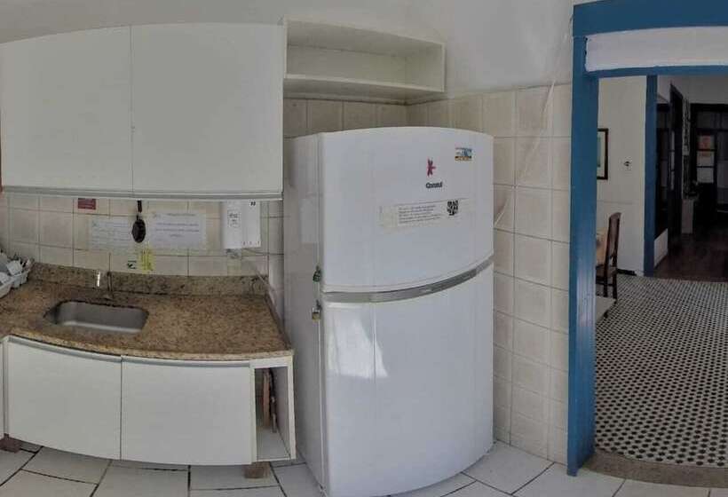 Brasileranza Hostel
