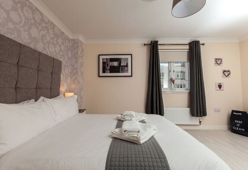 Duloch Apartments Kw