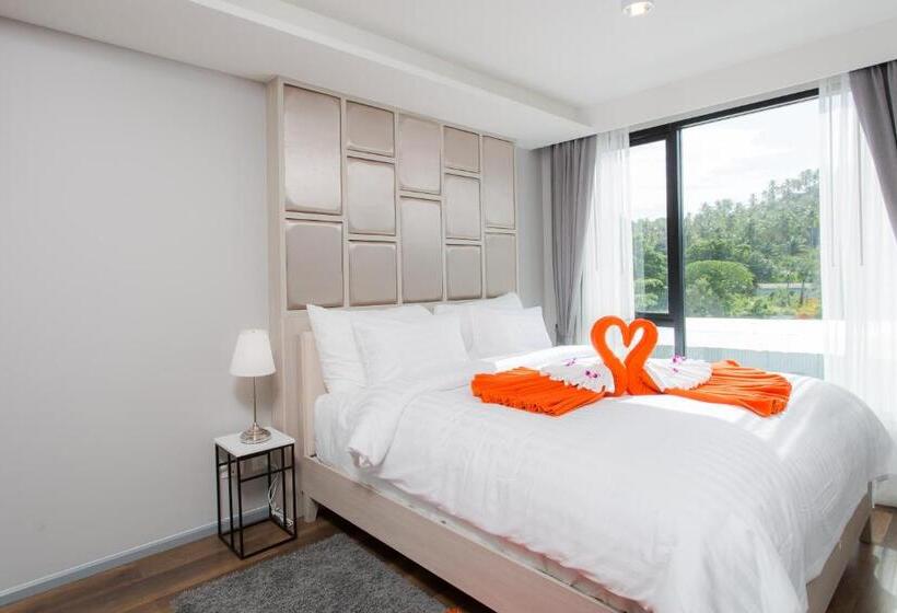 هتل 6th Avenue Surin Beach