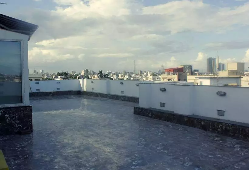 هتل Arya Regency