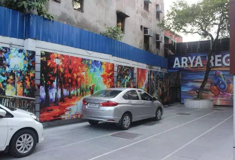 هتل Arya Regency