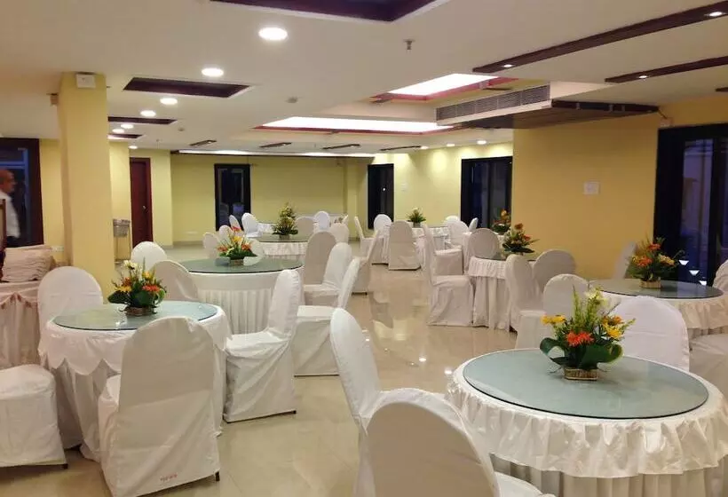 هتل Arya Regency