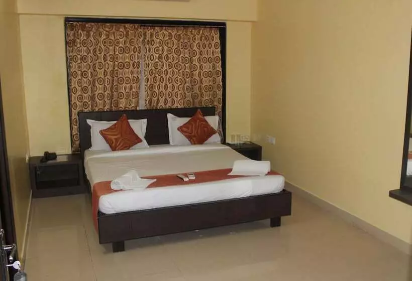 هتل Arya Regency