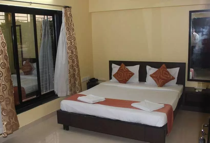 هتل Arya Regency
