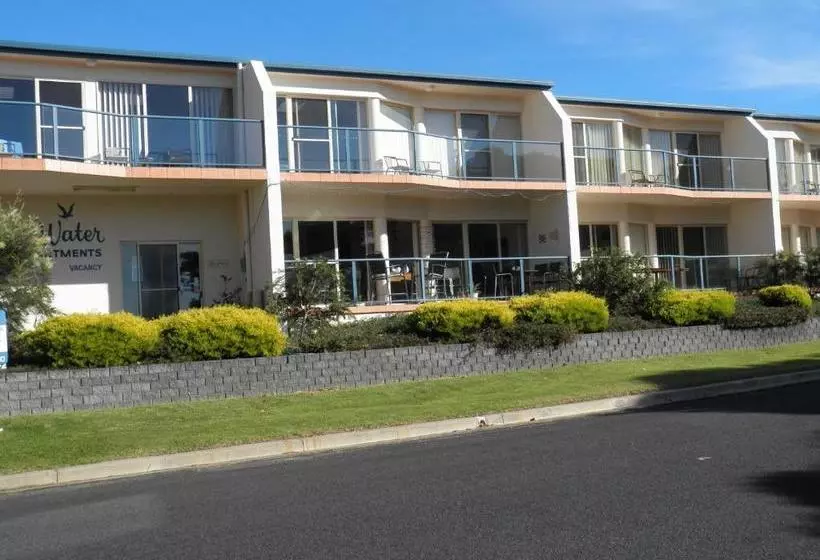 ホテル Bluewater Apartments