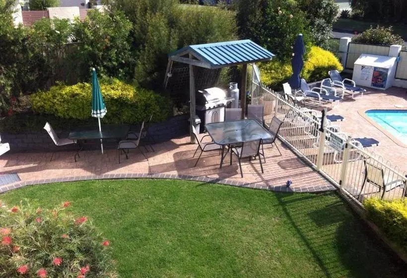 ホテル Bluewater Apartments