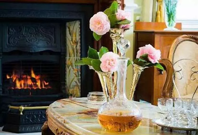 Hotelli Briardale Bed & Breakfast