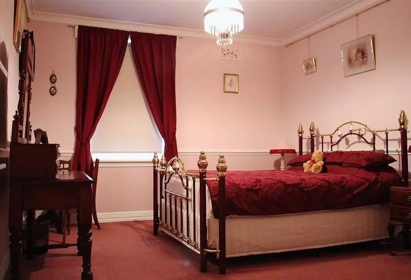 Hotelli Briardale Bed & Breakfast