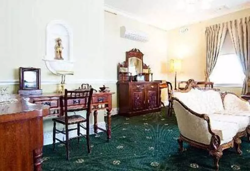 Hotelli Briardale Bed & Breakfast