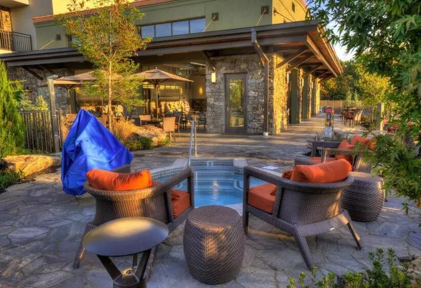 ホテル Courtyard By Marriott Pigeon Forge