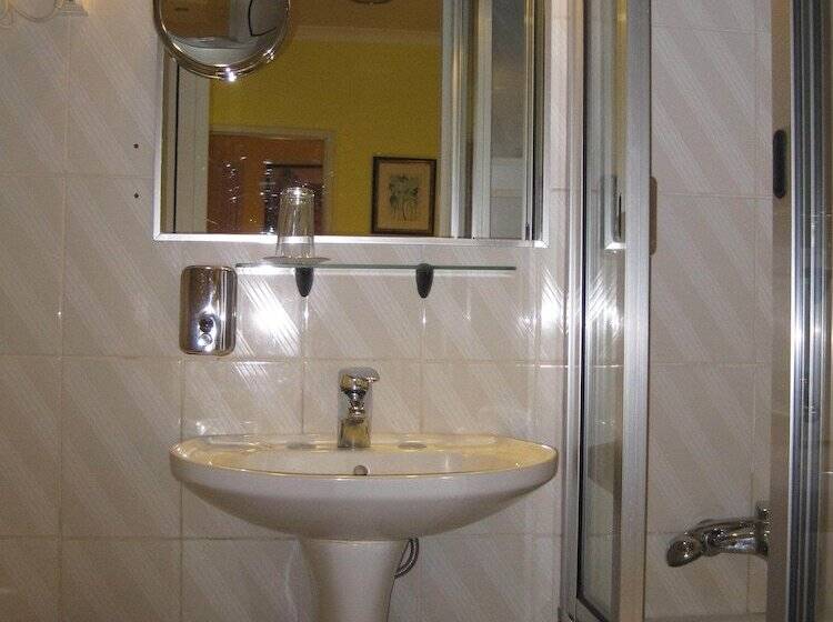 Hotelli Faria Guimares Porto Centro