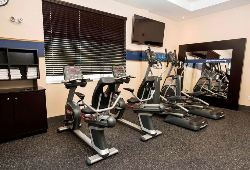 فندق Hampton Inn & Suites By Hilton Thunder Bay