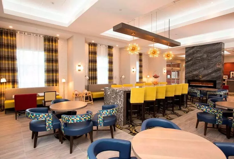ホテル Hampton Inn & Suites By Hilton Thunder Bay