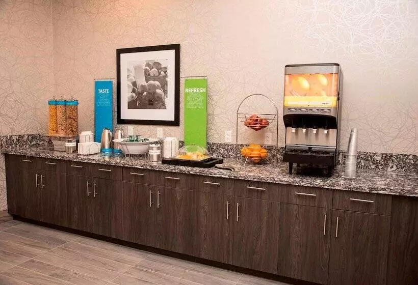 ホテル Hampton Inn & Suites By Hilton Thunder Bay