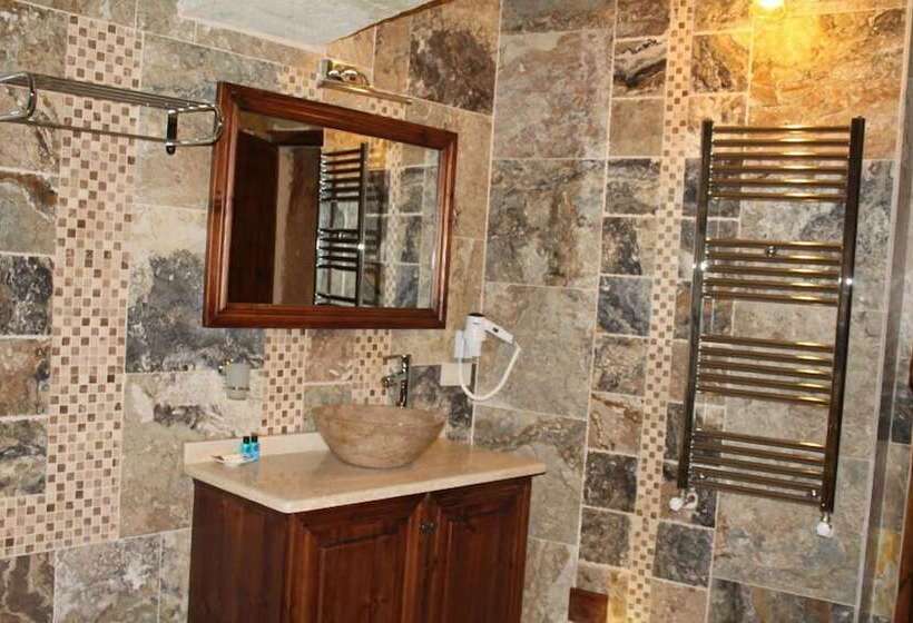 בית מלון כפרי Heaven Cave House   Razziya Evi