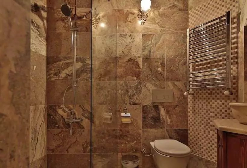 هتل Heaven Cave House   Razziya Evi