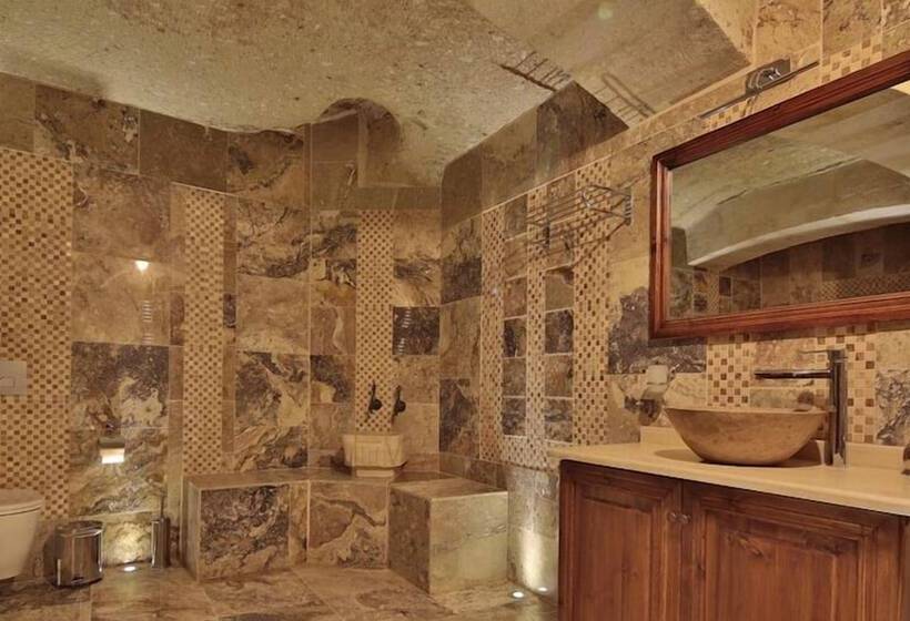 בית מלון כפרי Heaven Cave House   Razziya Evi