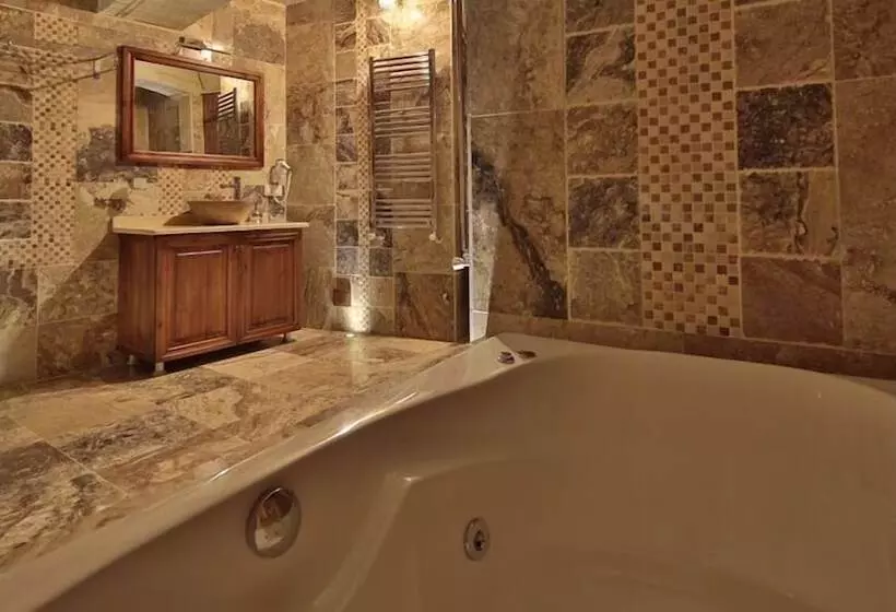 هتل Heaven Cave House   Razziya Evi