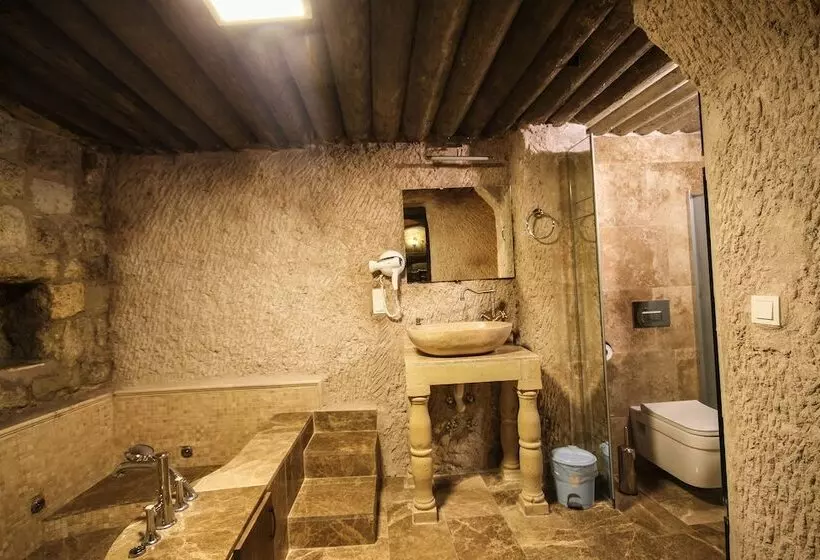 هتل Heaven Cave House   Razziya Evi