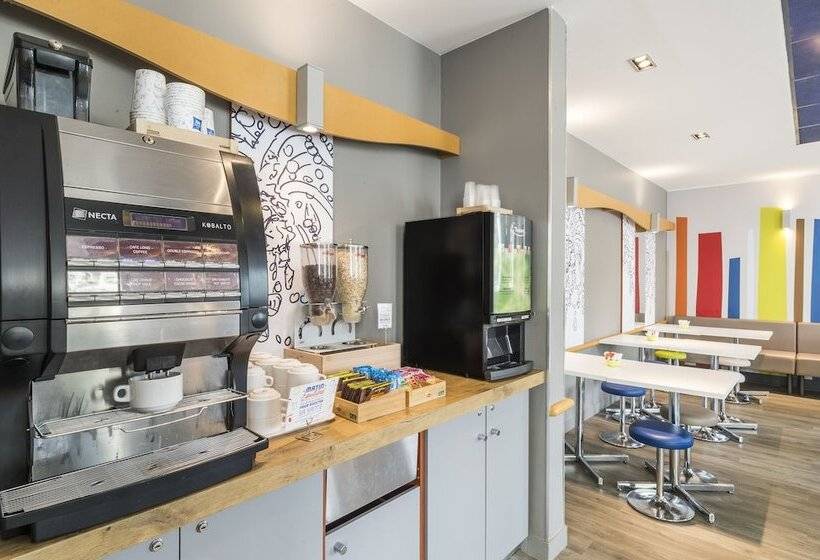 호텔 Ibis Budget Marne La Vallee Val D Europe