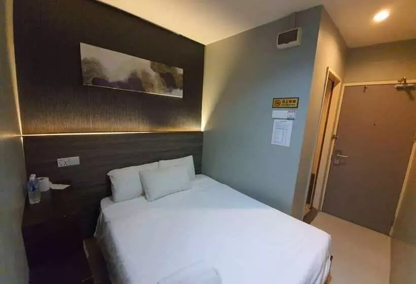 One Point Hotel   Rh Plaza