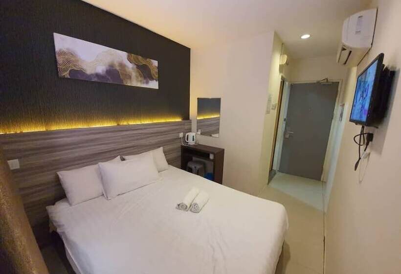 One Point Hotel   Rh Plaza