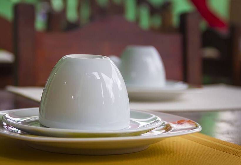 Hotel Pousada Camila