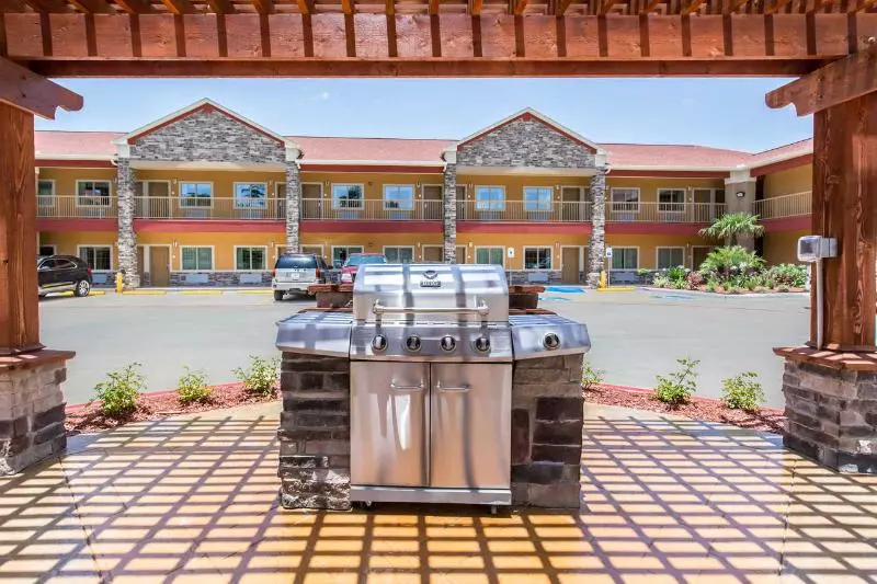 ホテル Scottish Inns & Suites Spring   Houston North